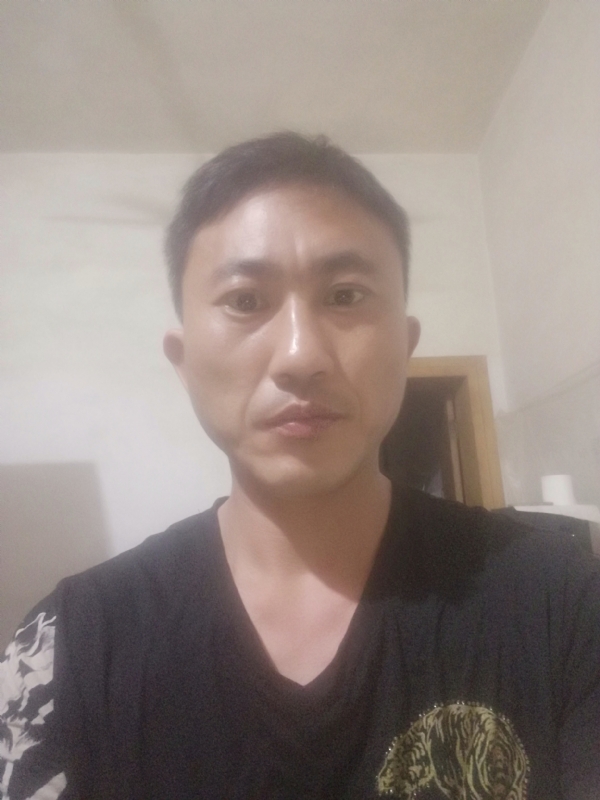 真爱无悔的第一张照片--西安相亲服务中心