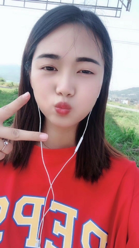 深拥必定温暖的第一张照片--西安相亲服务中心