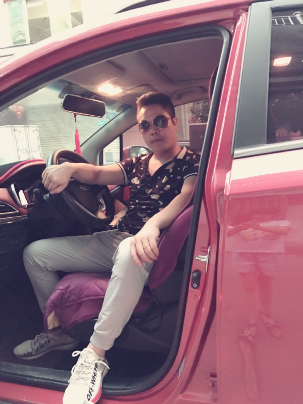 浩的第一张照片--西安相亲服务中心