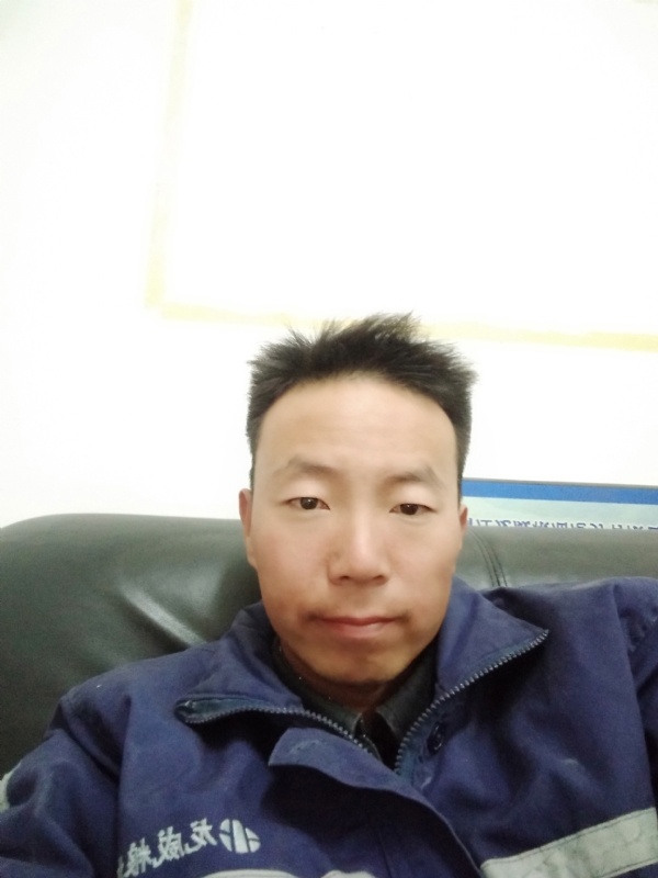 东西南北风的第一张照片--西安相亲服务中心