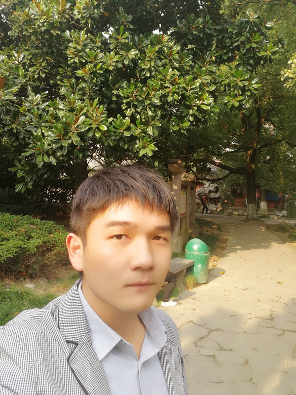 暂时的第一张照片--西安相亲服务中心