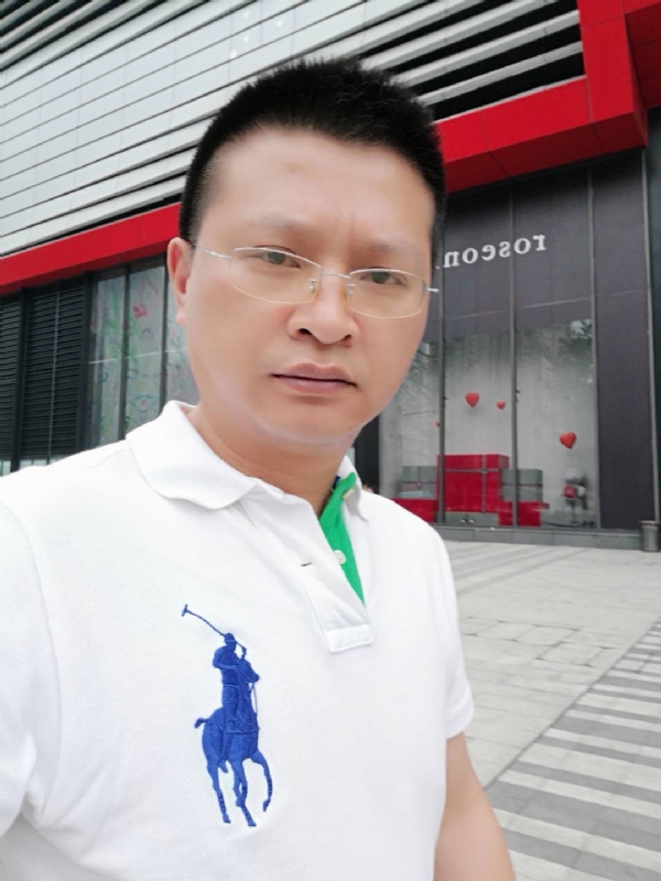 硬汉的第一张照片--西安相亲服务中心