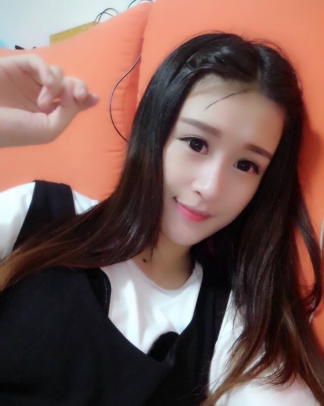 花开的季节的第一张照片--西安相亲服务中心