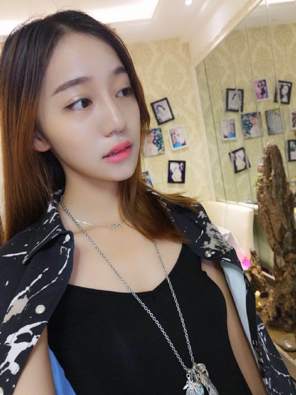 凉兮的第一张照片--西安相亲服务中心