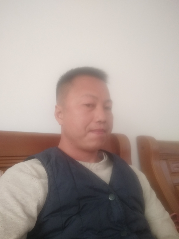 只对你好的第一张照片--西安相亲服务中心