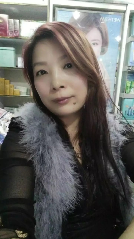 胡静的第三张照片--西安相亲服务中心