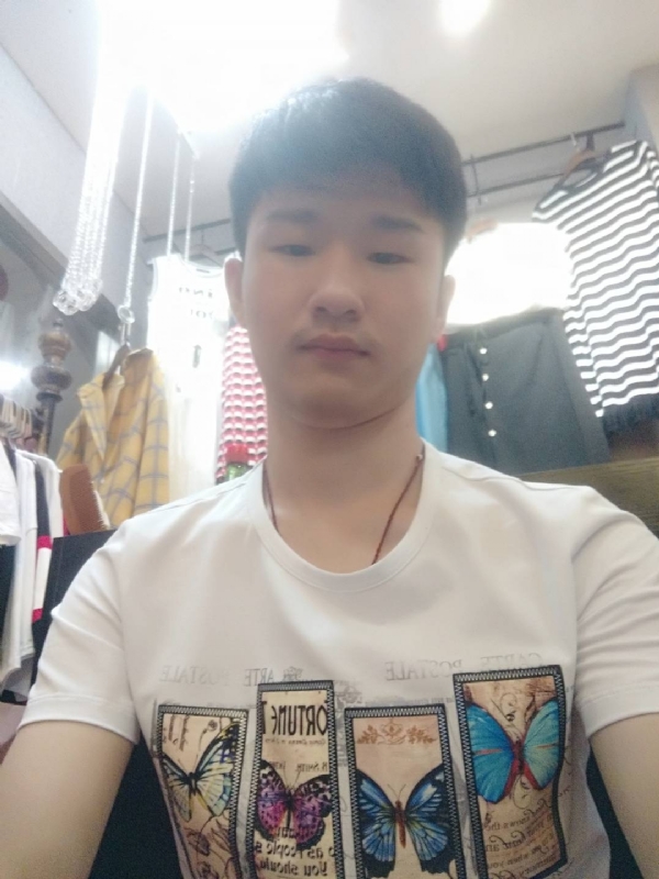 许你一世的第一张照片--西安相亲服务中心