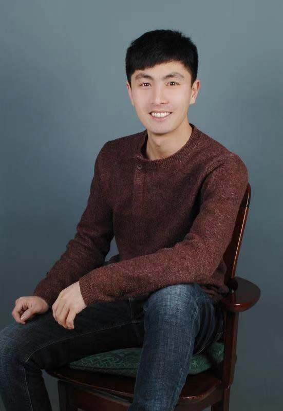 王泽的第二张照片--西安相亲服务中心