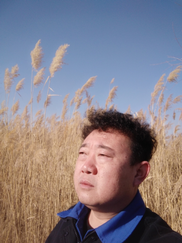 德刚的第一张照片--西安相亲服务中心