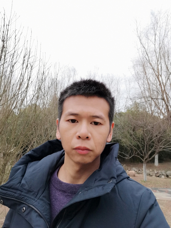 寞峰的第一张照片--西安相亲服务中心