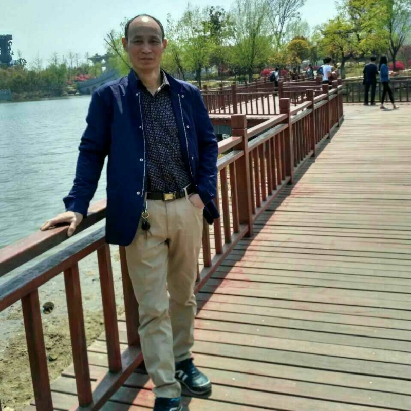 大随帅哥的第一张照片--西安相亲服务中心