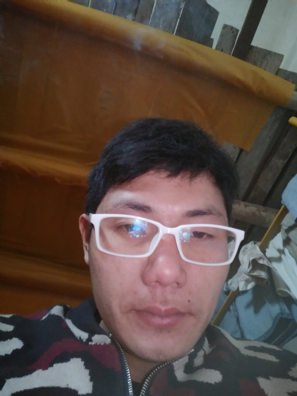 木心的第一张照片--西安相亲服务中心