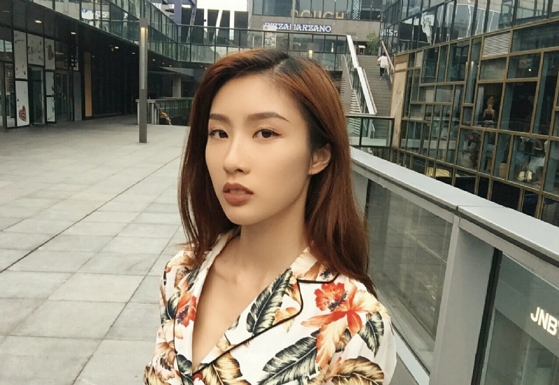 蘇悅的第四张照片--西安相亲服务中心