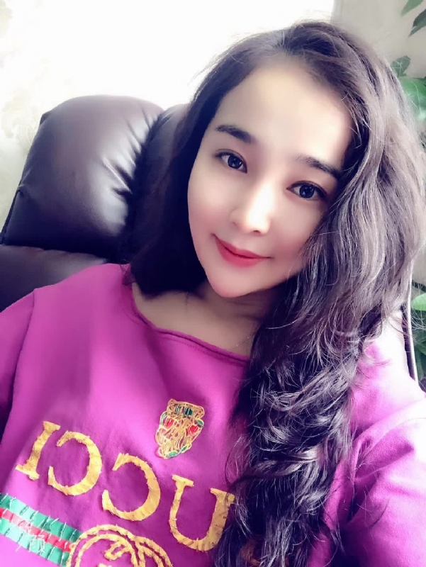 相拥未来的第二张照片--西安相亲服务中心