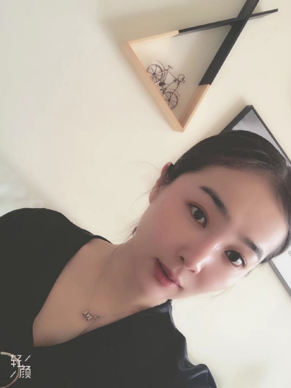 相拥未来的第三张照片--西安相亲服务中心