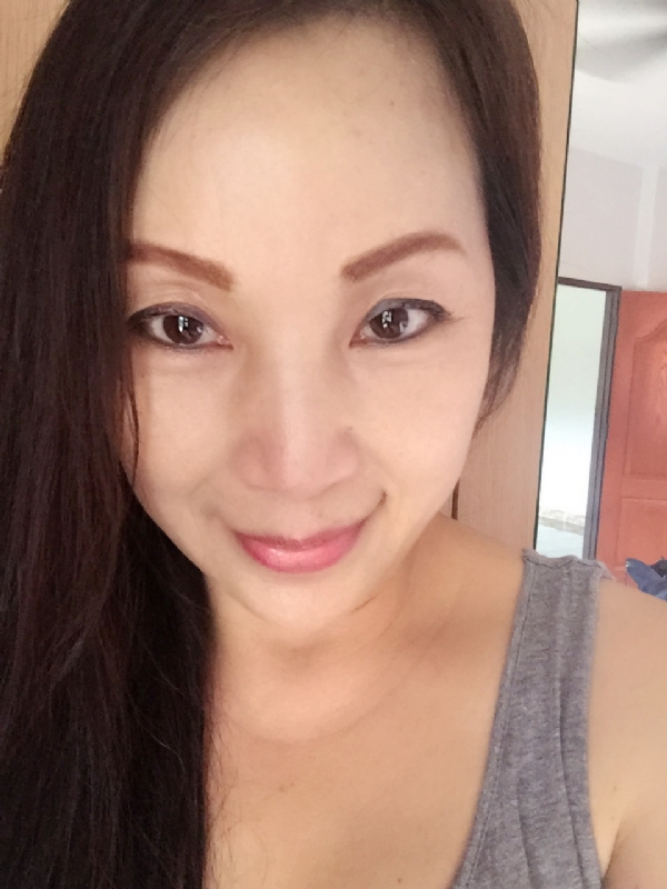 ying的第一张照片--西安相亲服务中心