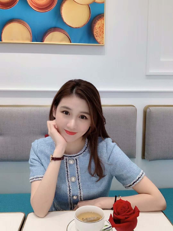 Emily的第二张照片--西安相亲服务中心