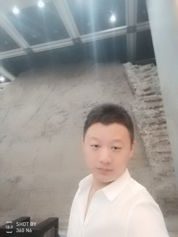 龚某人的第一张照片--西安相亲服务中心