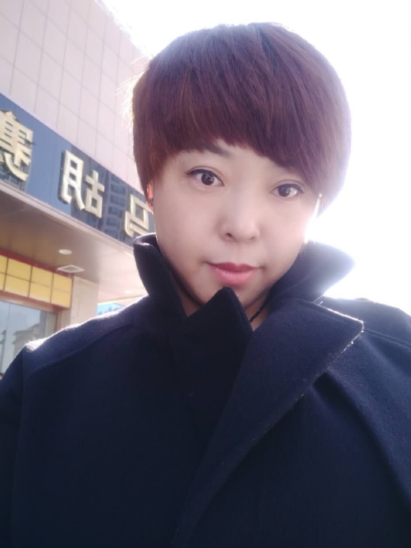 霞儿的第一张照片--西安相亲服务中心