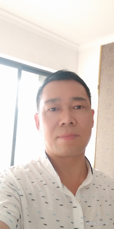 朝望大海的第一张照片--西安相亲服务中心