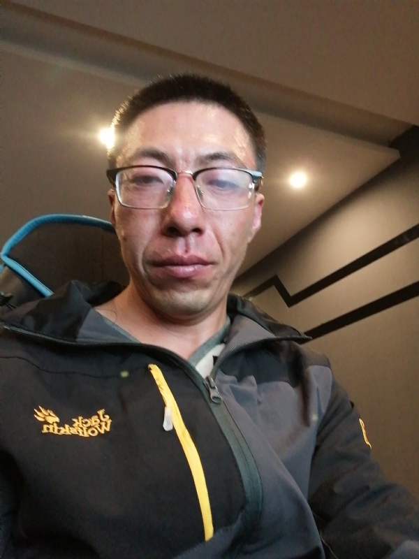 千年等你的第一张照片--西安相亲服务中心