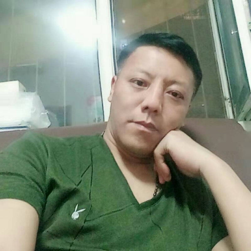 龍行天下的第一张照片--西安相亲服务中心