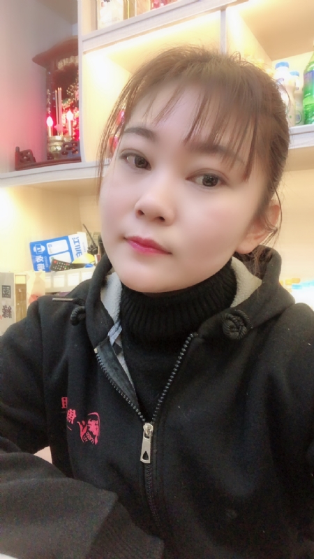 泡沫的第一张照片--西安相亲服务中心