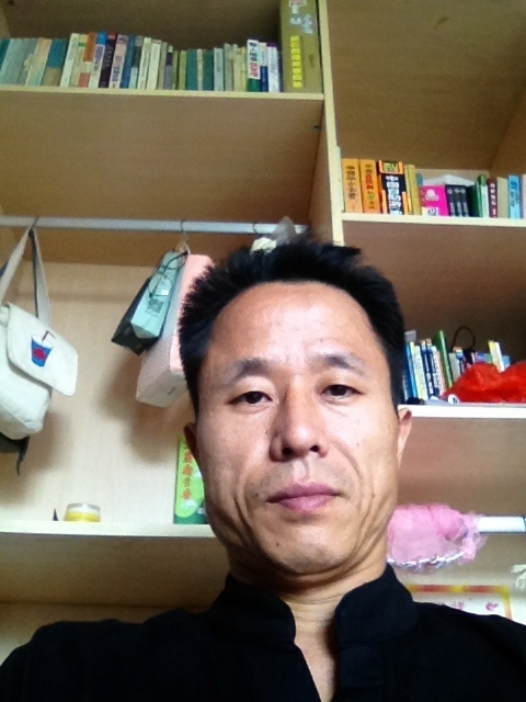 龙三少的第一张照片--西安相亲服务中心