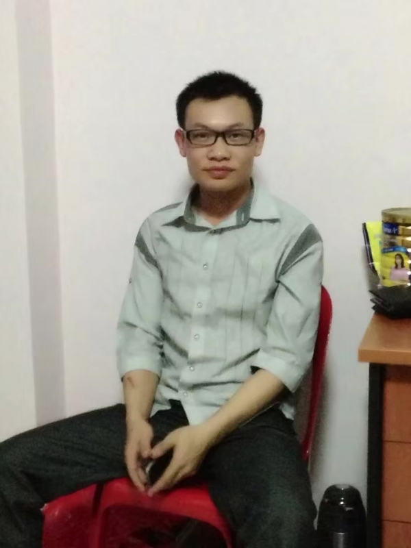 坚强不屈的第一张照片--西安相亲服务中心