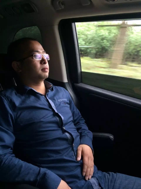 世界那么大的第三张照片--西安相亲服务中心