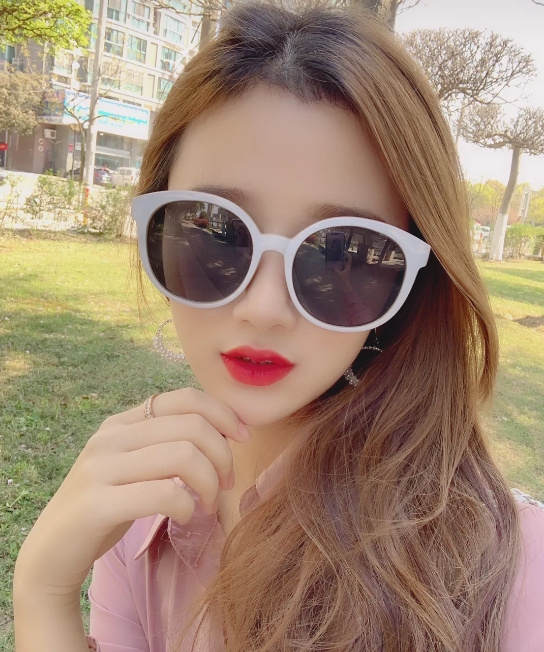 唐小小的第二张照片--西安相亲服务中心