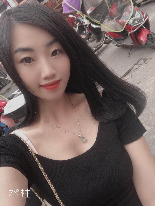 响的第一张照片--西安相亲服务中心