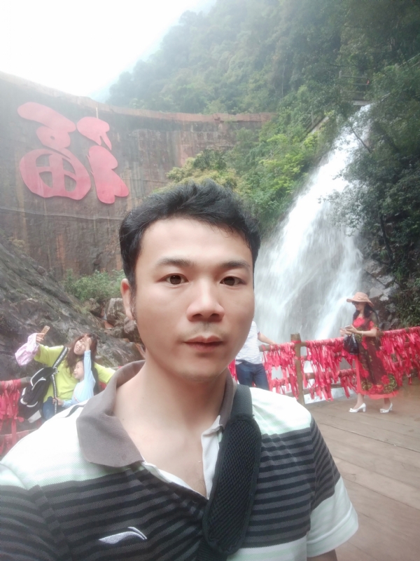 珊珊您是珊无无无妻的第一张照片--西安相亲服务中心