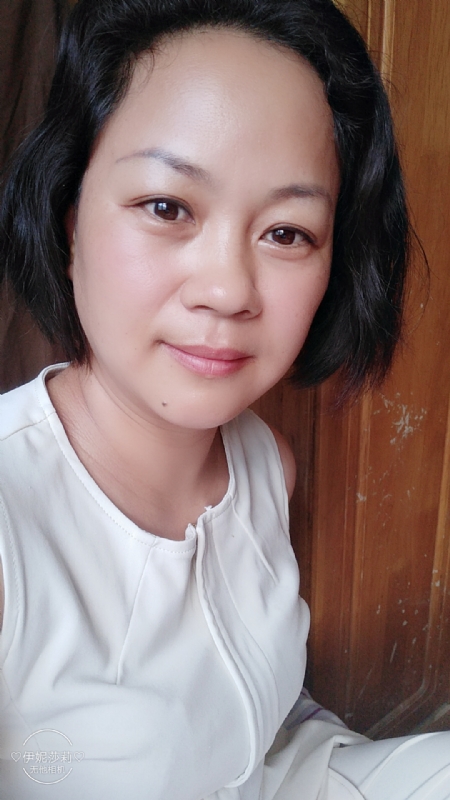 催乳师的第一张照片--西安相亲服务中心