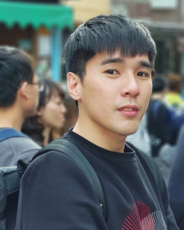 雨中孤独的第一张照片--西安相亲服务中心