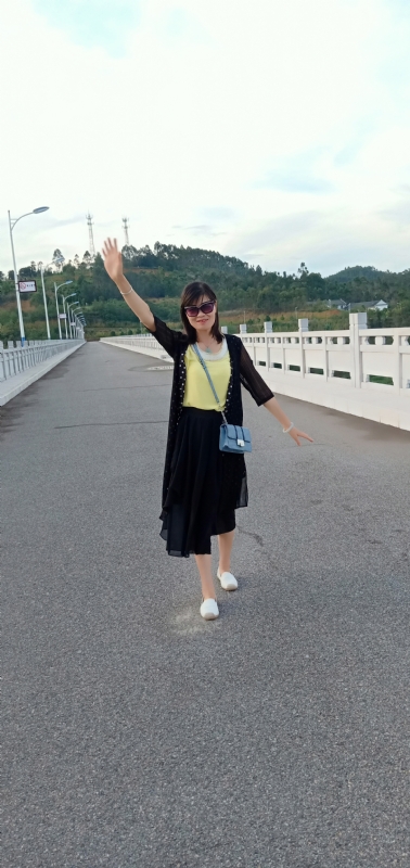 执念的第一张照片--西安相亲服务中心