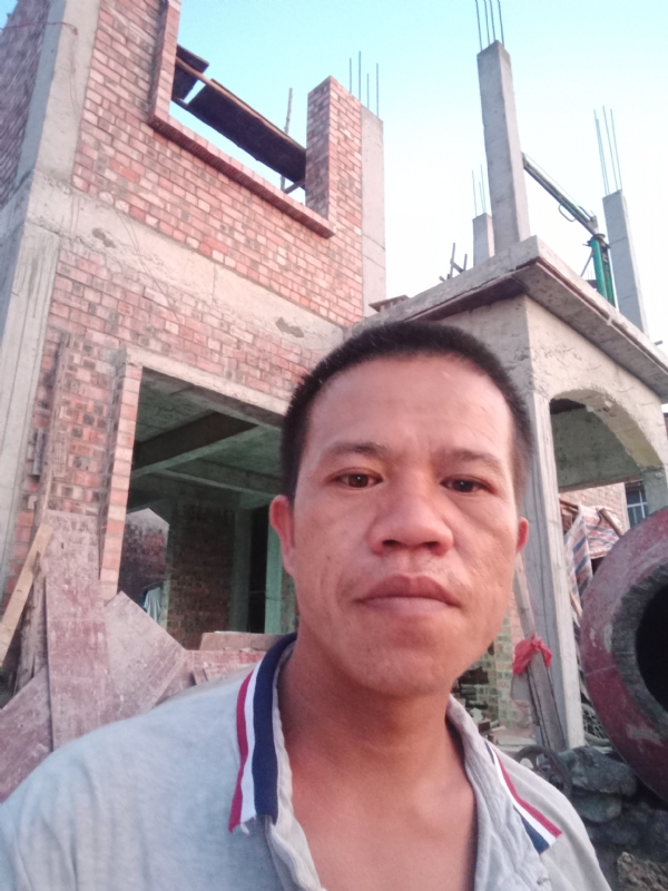 浅笑的第一张照片--西安相亲服务中心