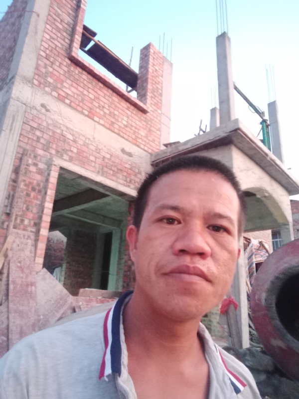 浅笑的第二张照片--西安相亲服务中心