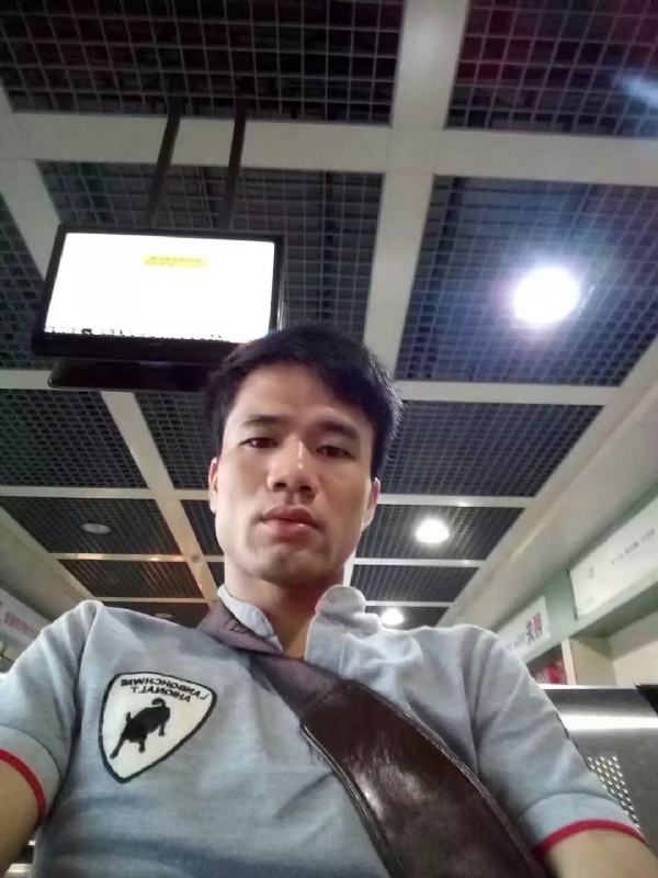 武哥的第一张照片--西安相亲服务中心