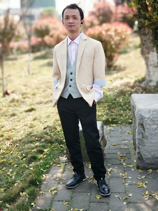 四叶草的第一张照片--西安相亲服务中心