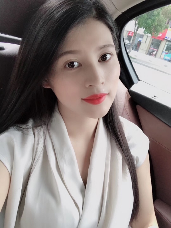 玲子的第一张照片--西安相亲服务中心