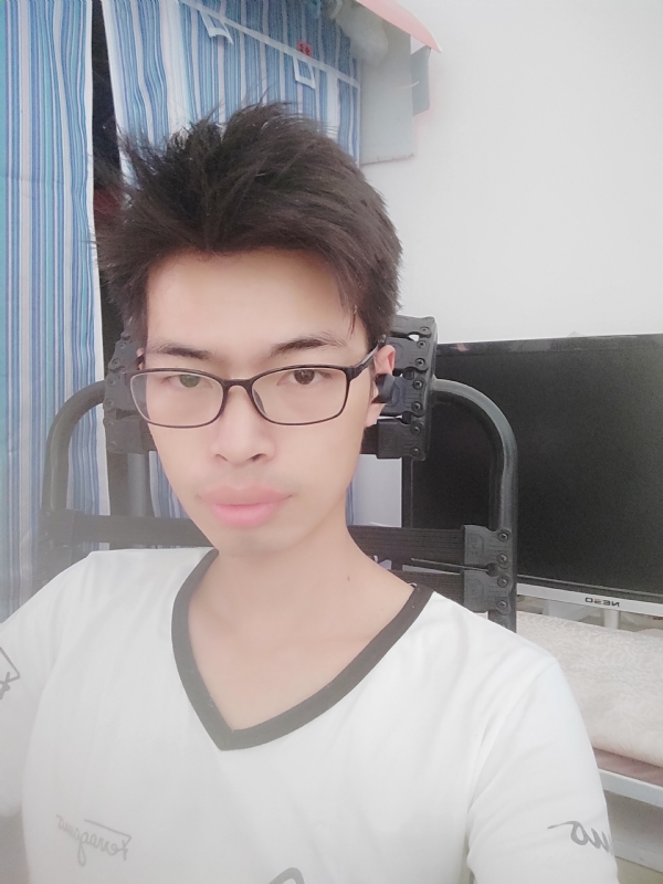 木头人的第一张照片--西安相亲服务中心