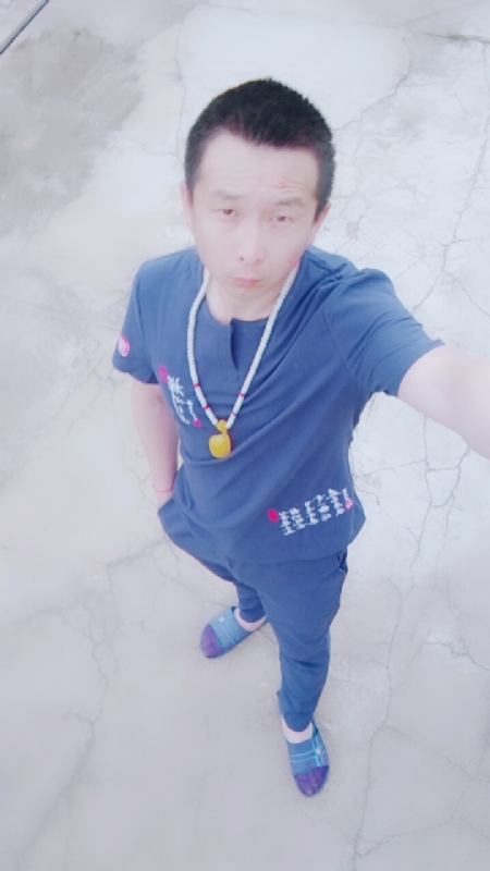 一叶之秋的第一张照片--西安相亲服务中心