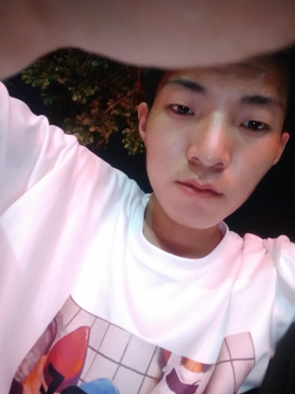 若如初见丶的第一张照片--西安相亲服务中心