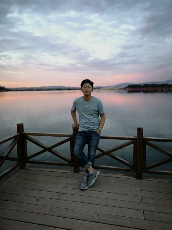 喂南墙我要撞你了的第一张照片--西安相亲服务中心