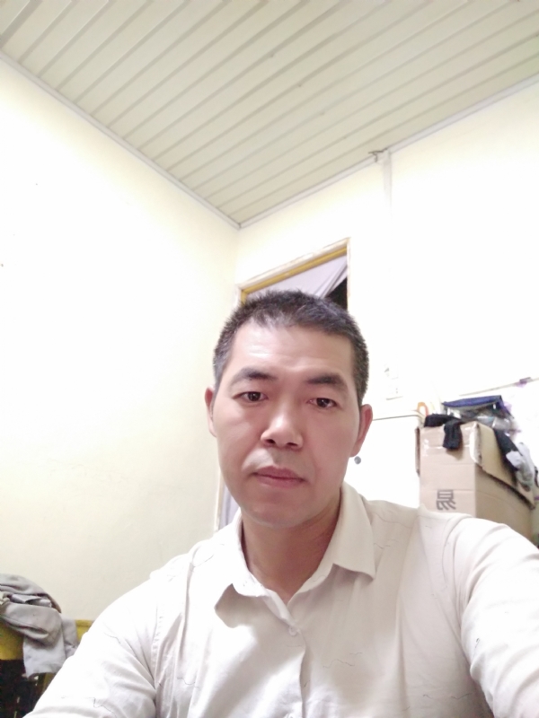 为伊消得人憔悴的第一张照片--西安相亲服务中心