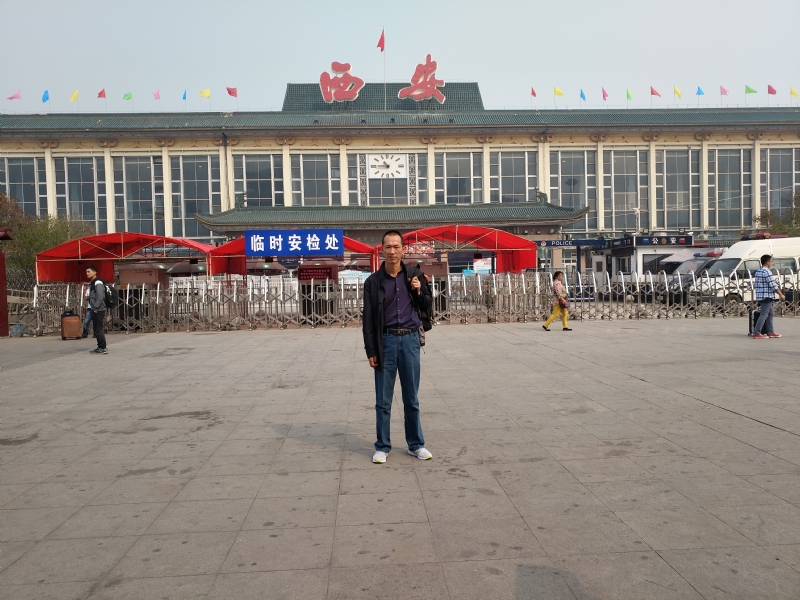 老陈的第一张照片--西安相亲服务中心