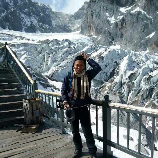 眯眯的第一张照片--西安相亲服务中心