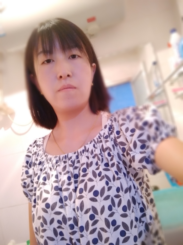 芬儿的第一张照片--西安相亲服务中心