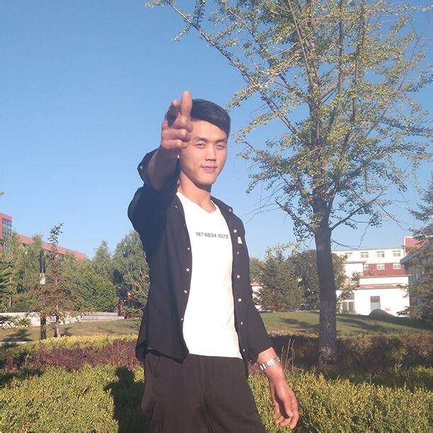 小受的第一张照片--西安相亲服务中心